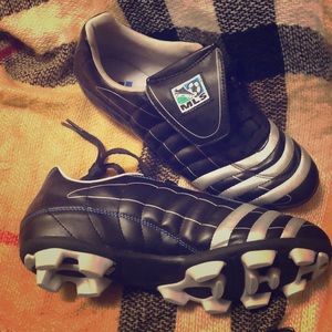 Soccer cleats